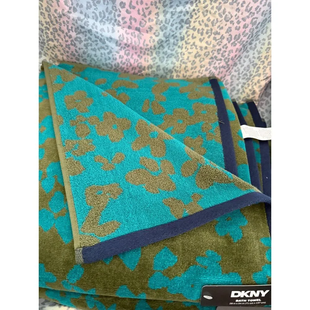 DKNY Bath Towel Set 4-Piece Floral Print Green Teal Cotton Towels Reversable